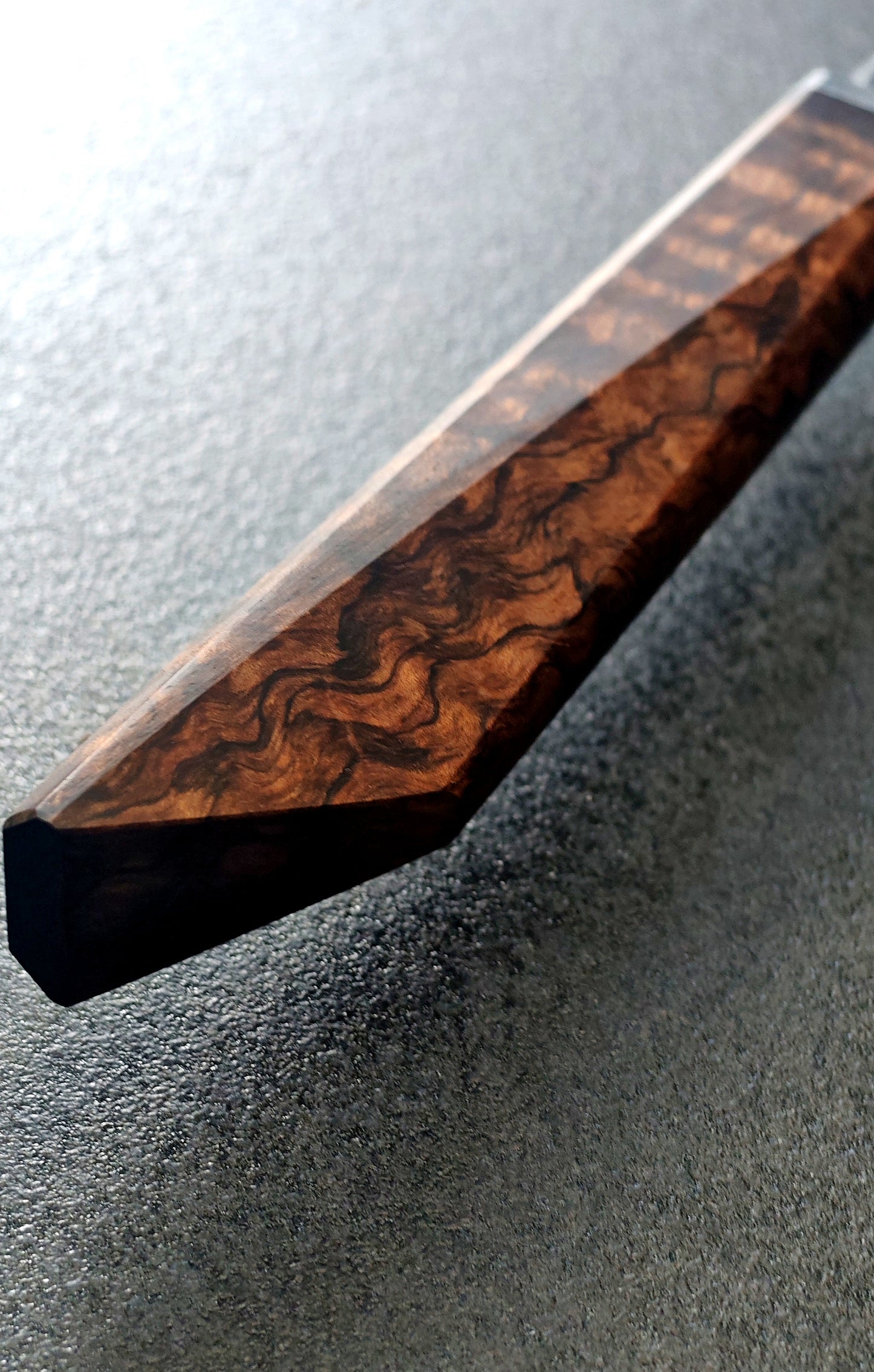 Dammi cladded ApexUltra Gyuto